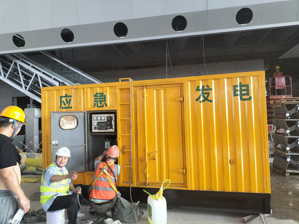 郧阳怎样判断空气滤清器是否需要更换？